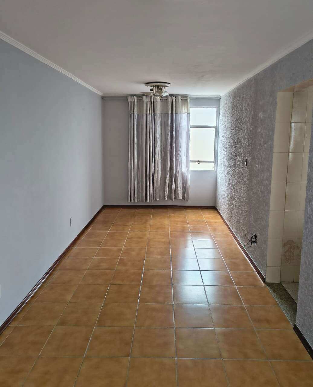 Apartamento Cohab José Bonifácio para alugar, com 2 quartos, 51m².