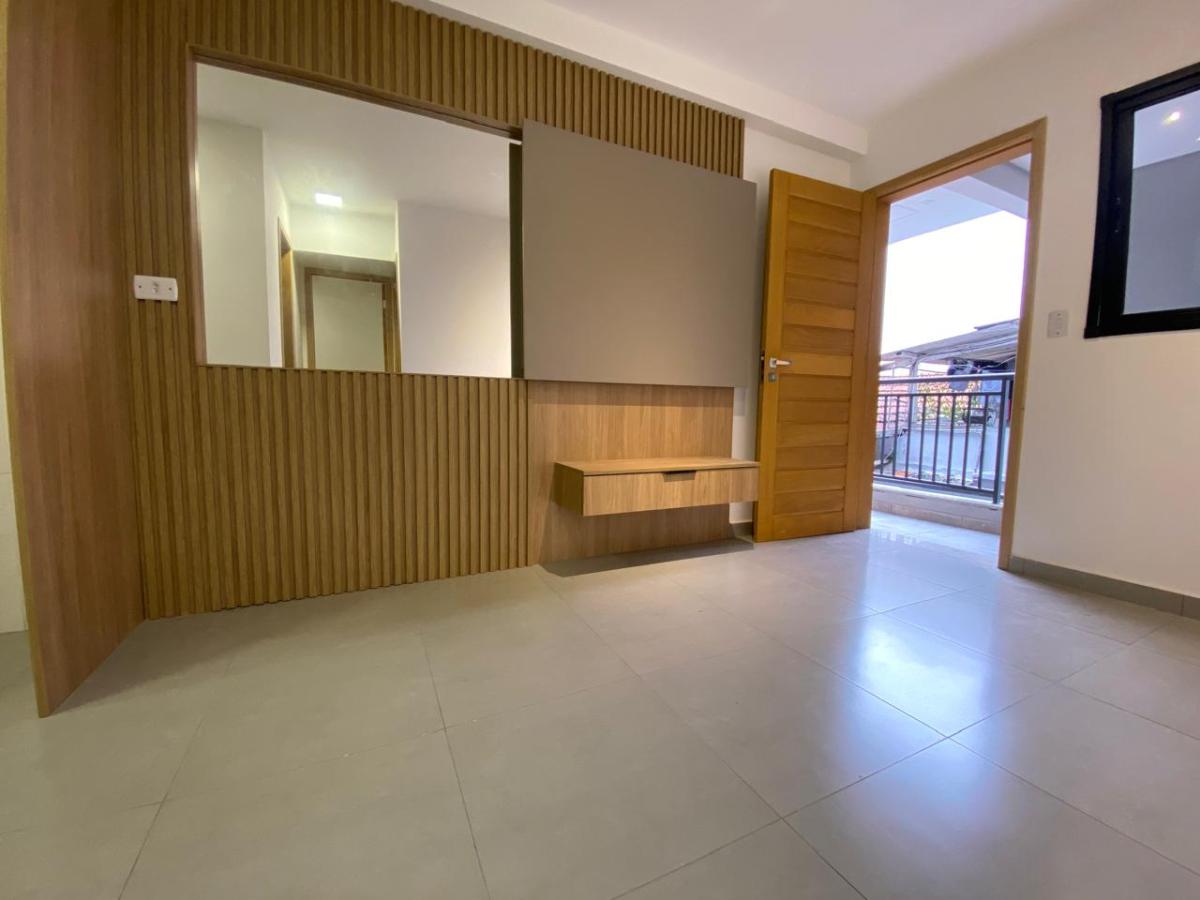 Oportunidade a 700 metros do Metrô Penha. Ap novo com 2 d. já com planejados, MCMV